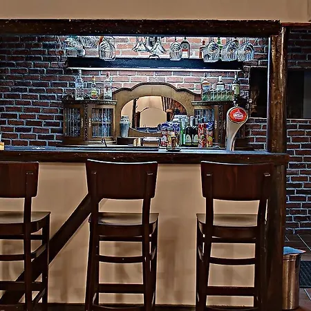 Pensiune-restaurant Tara Luanei Guest house 4*